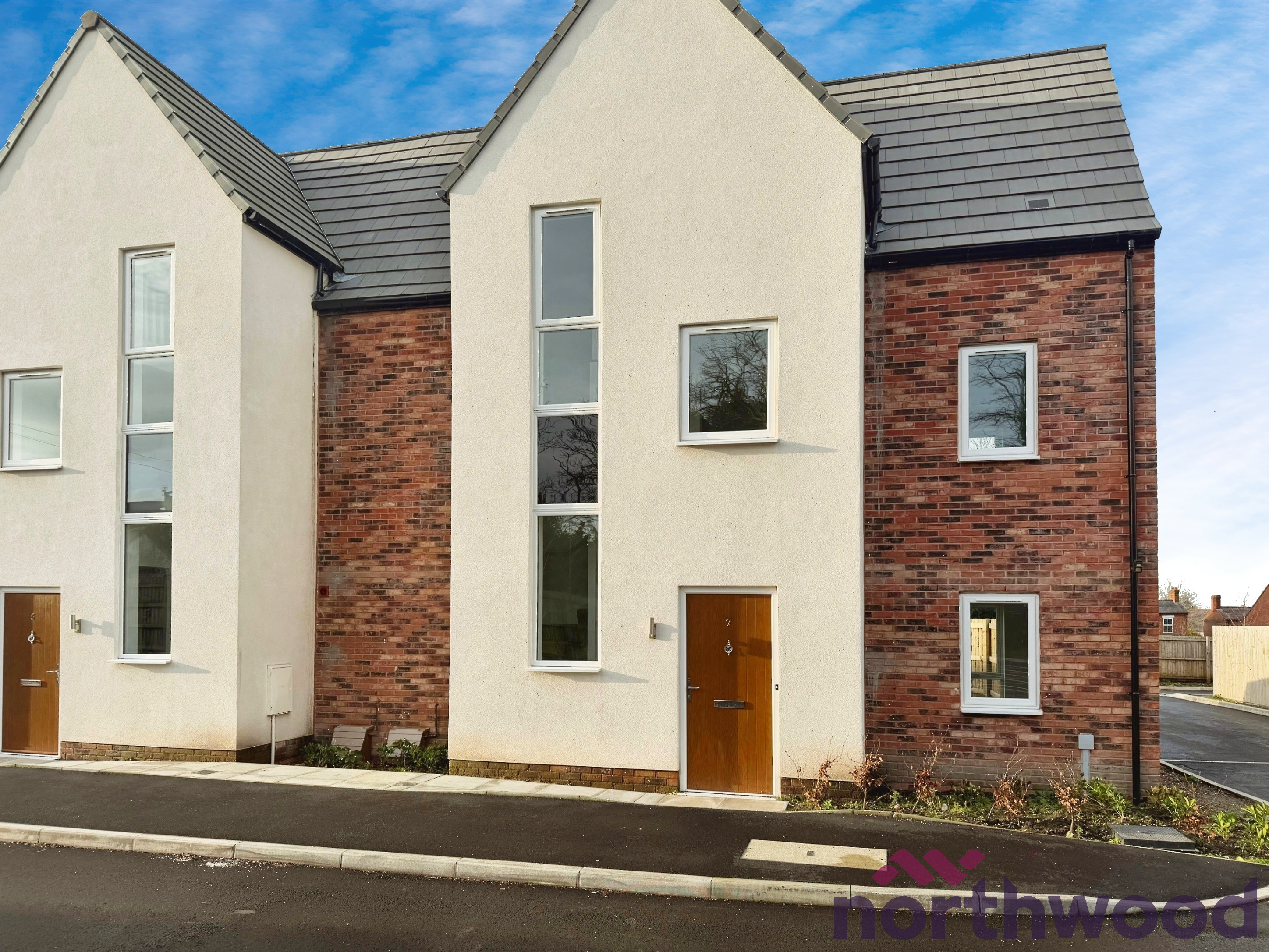 3 bedroom Mews house To Let