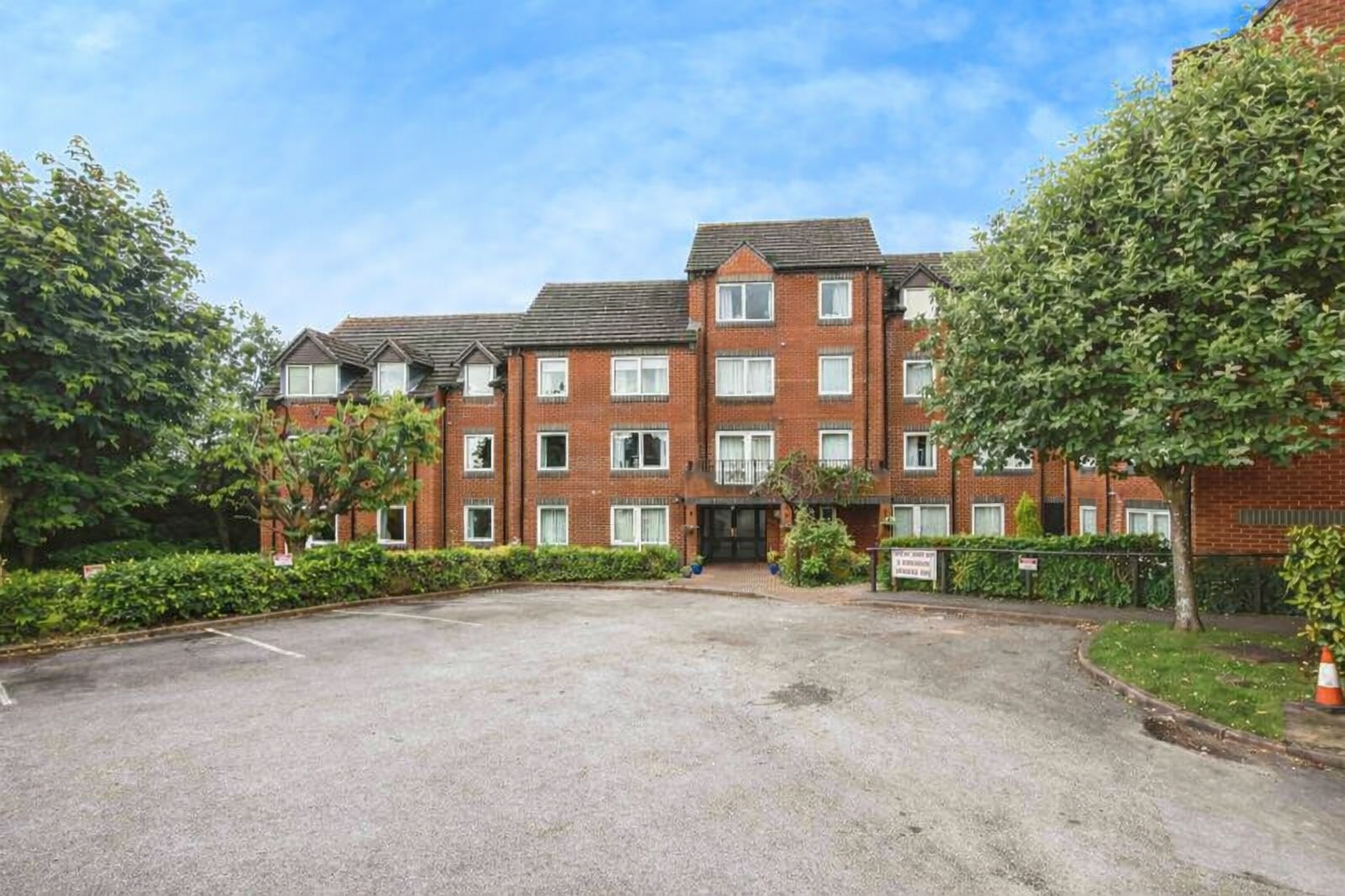 1 bedroom Flat Under Offer