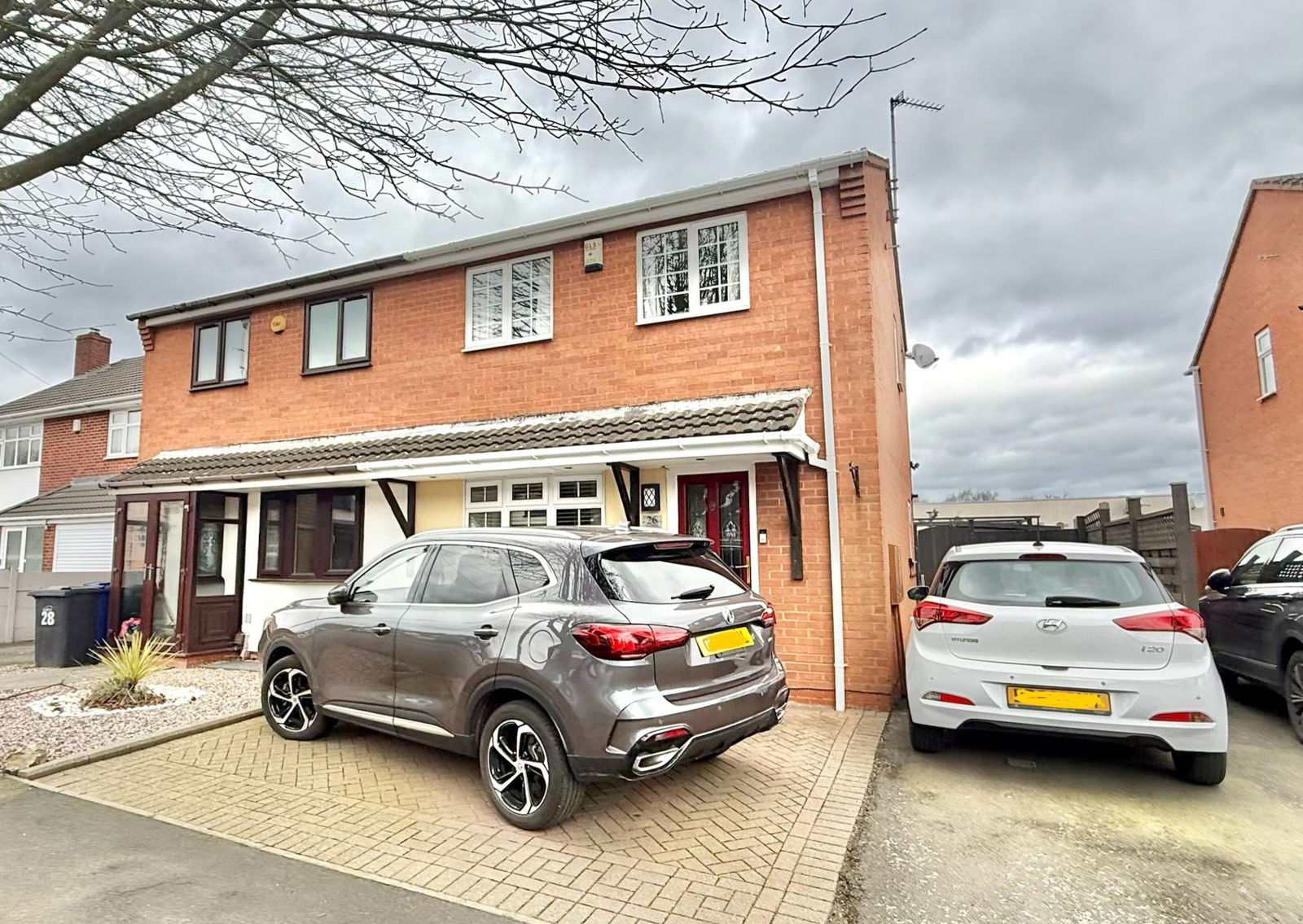 3 bedroom Semi-detached house For Sale