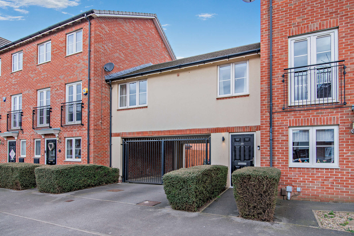 2 bedroom Terraced House Sold