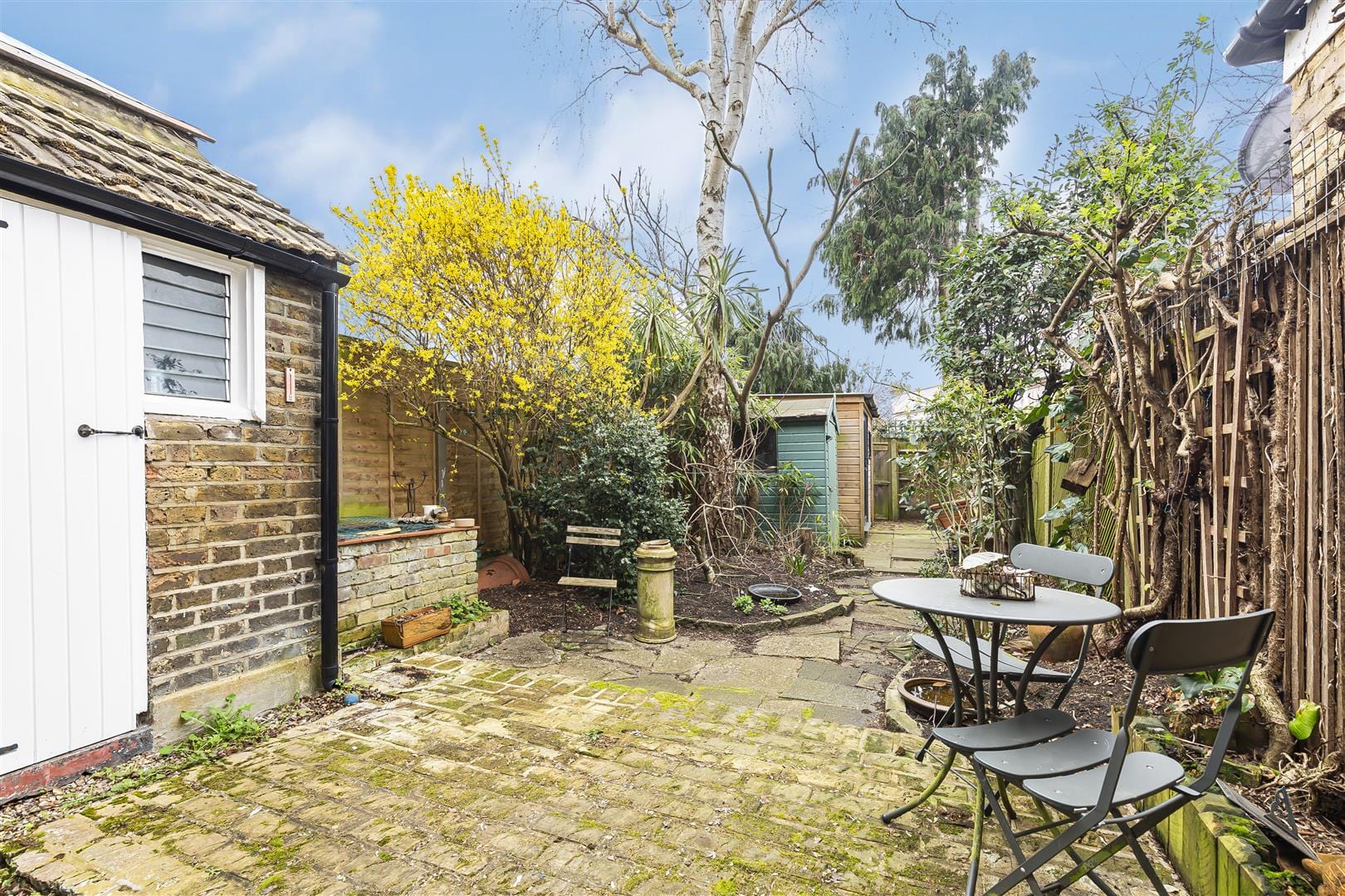 3 bedroom Terraced House Under Offer