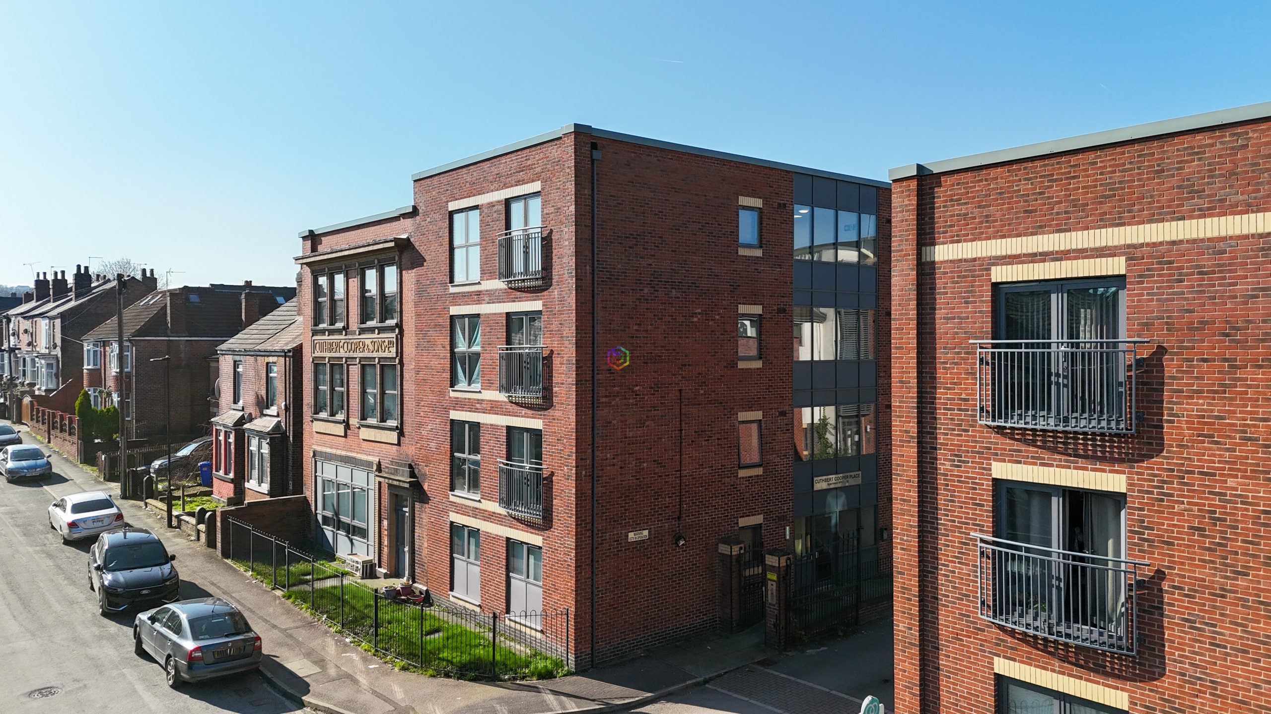 2 bedroom Flat For Sale