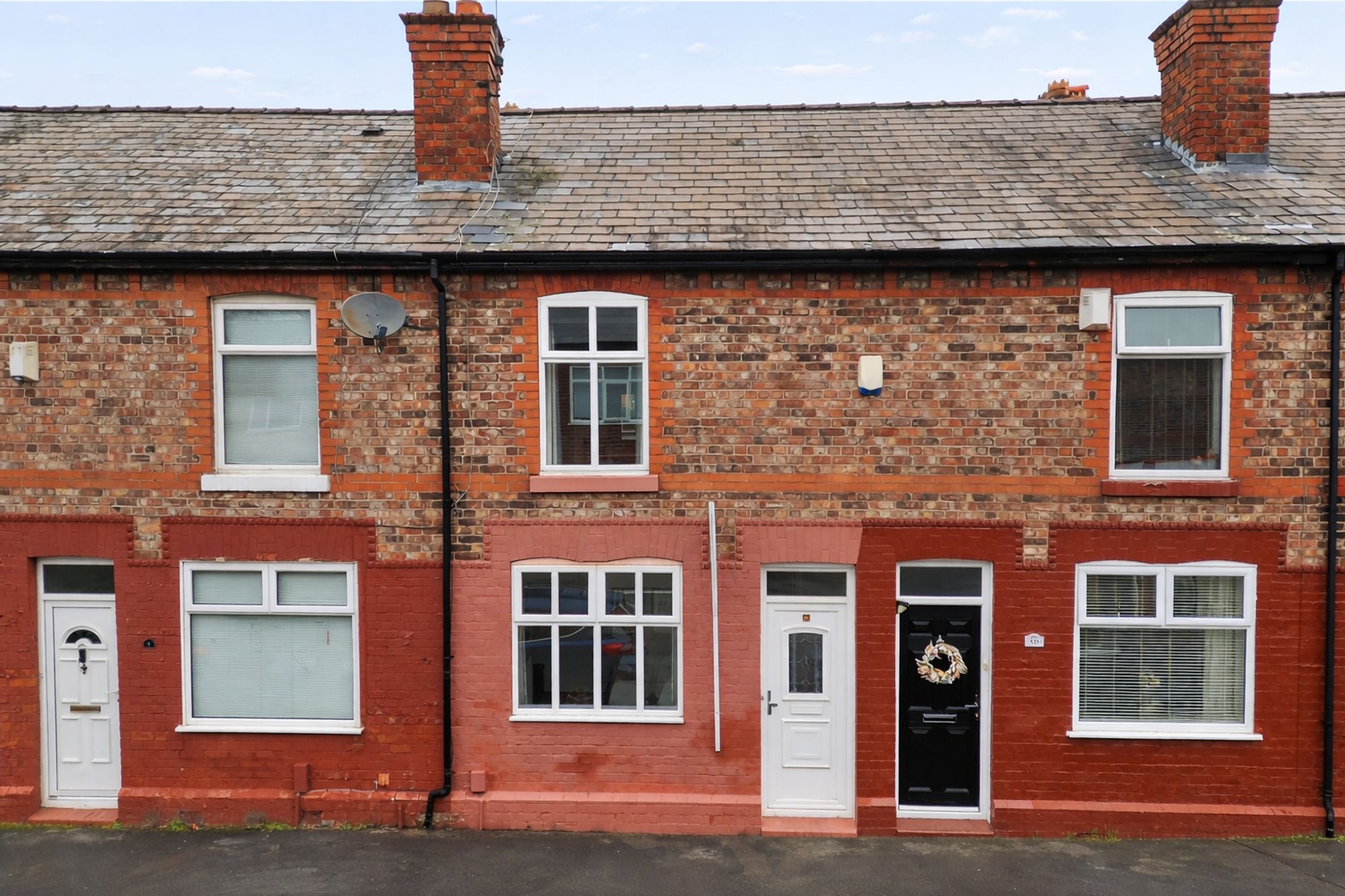 2 bedroom Terraced House Under Offer
