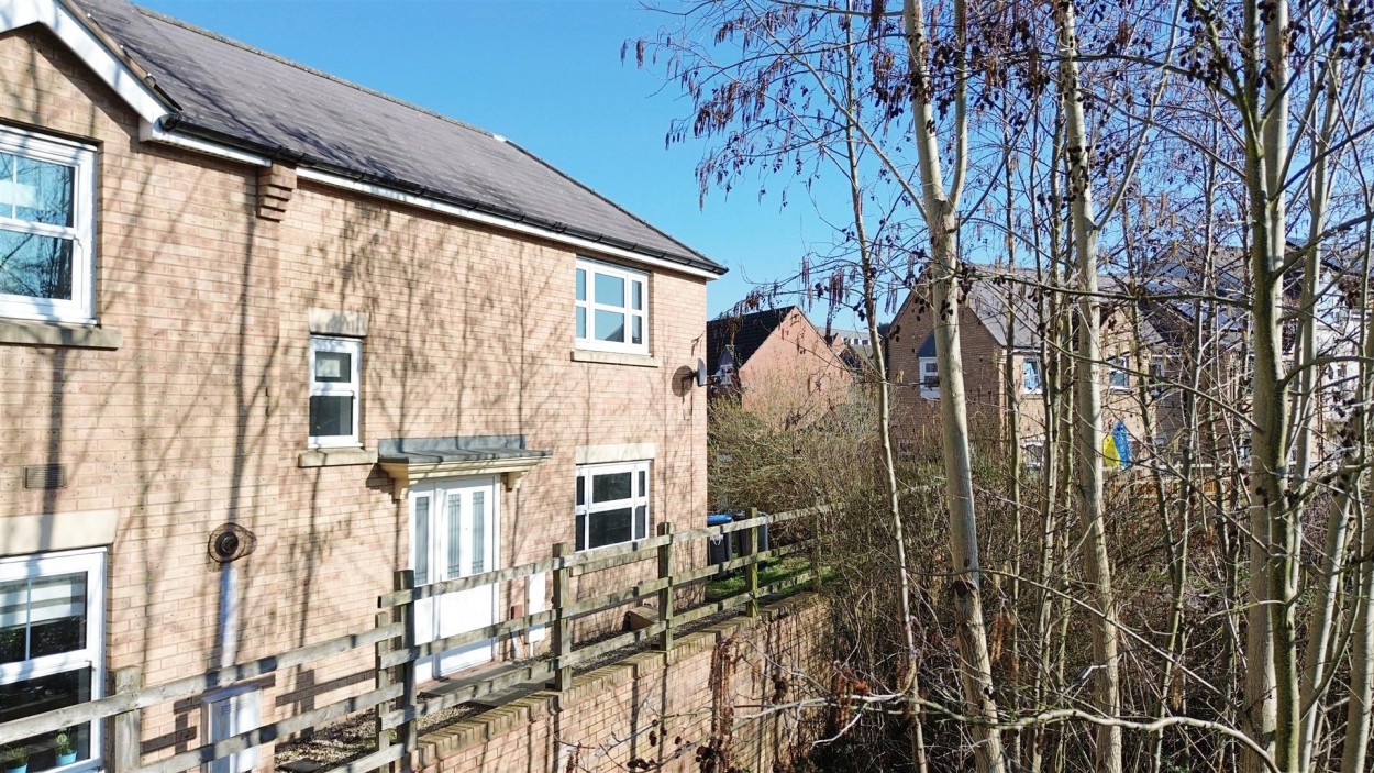 1 bedroom Terraced House For Sale