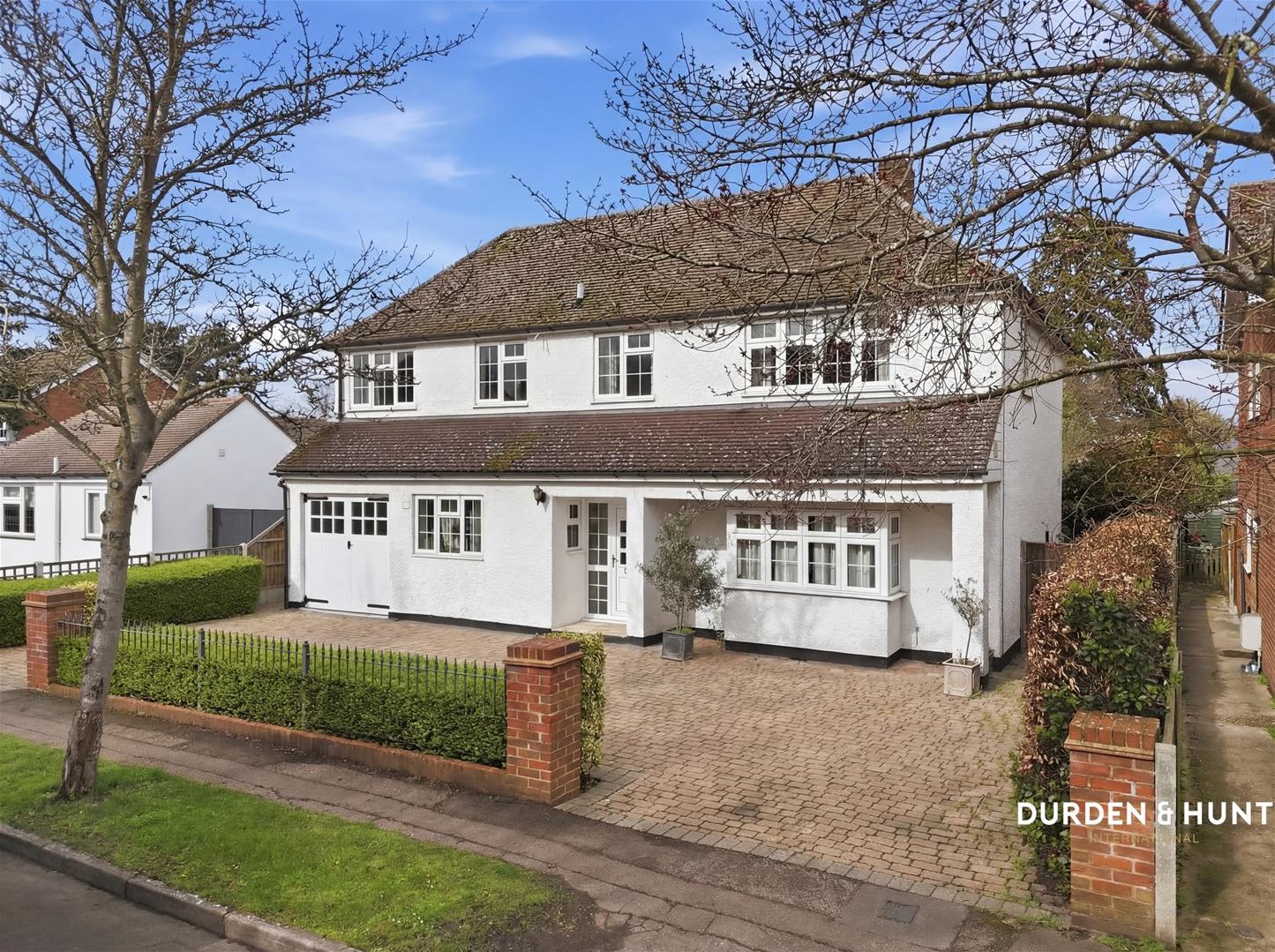 6 bedroom Detached house For Sale