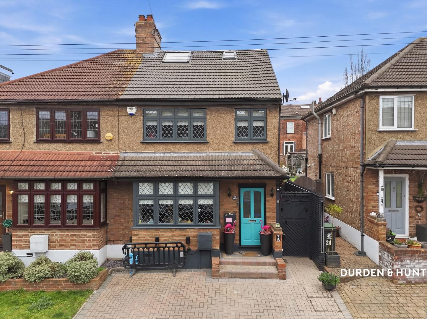 3 bedroom Semi-detached house For Sale