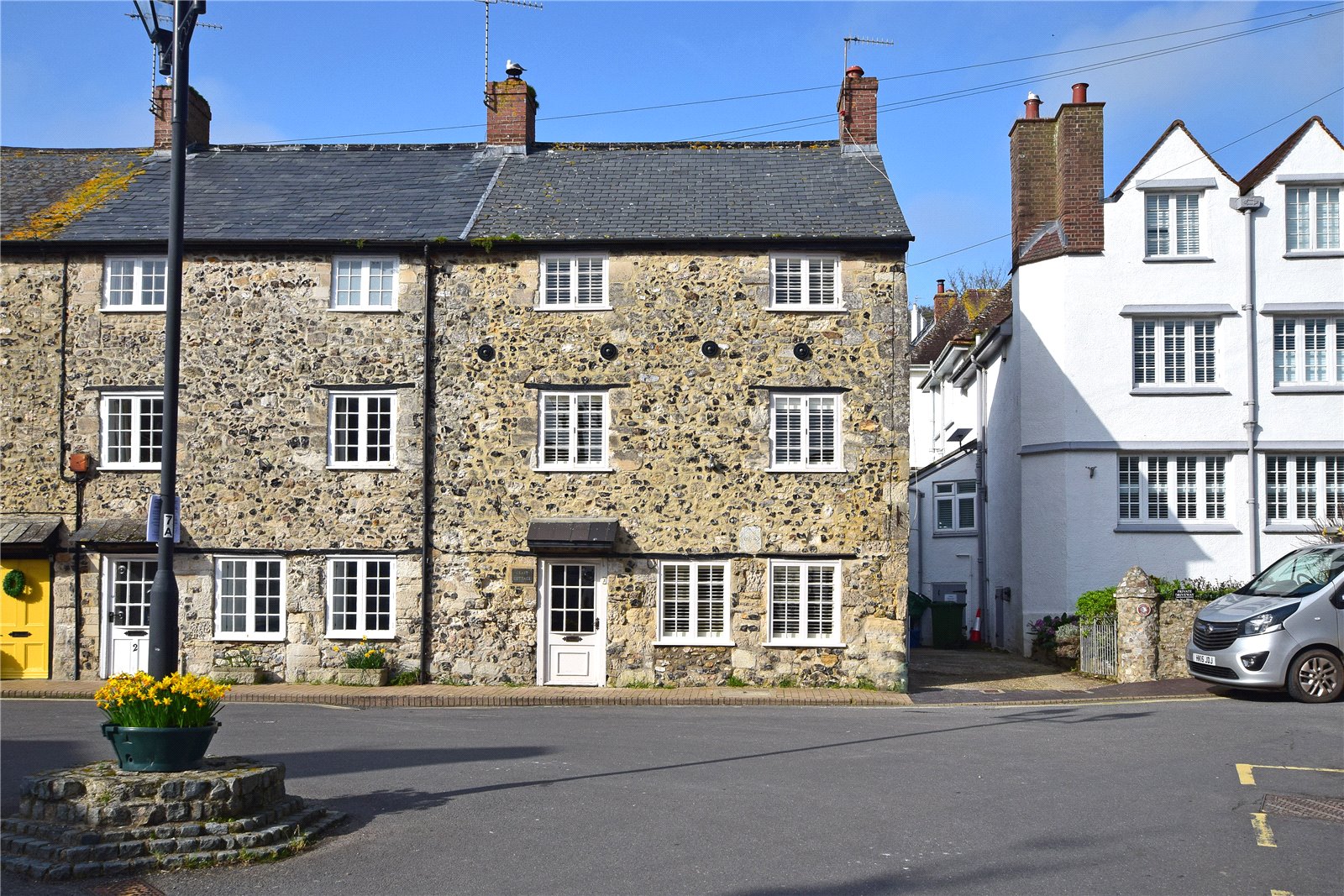 4 bedroom Cottage For Sale