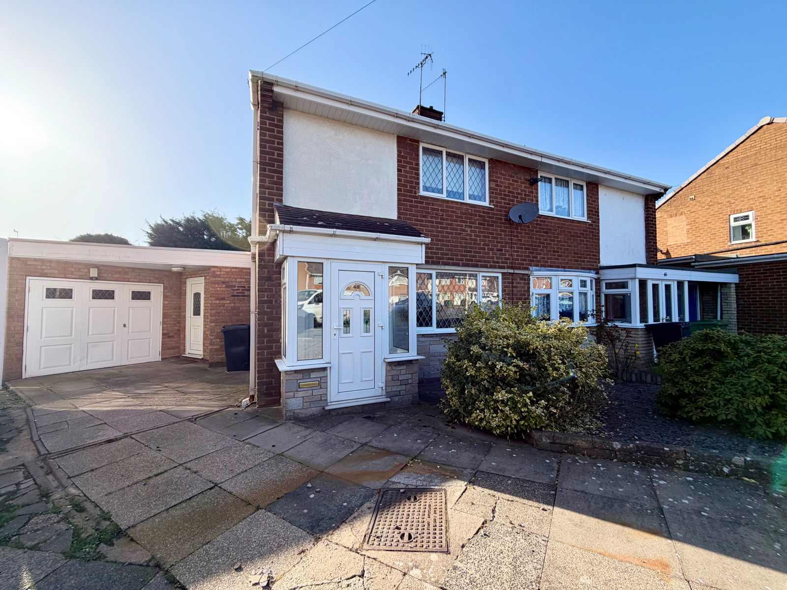 3 bedroom Semi-detached house For Sale