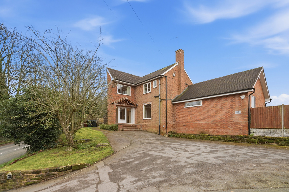 4 bedroom House (unspecified) For Sale