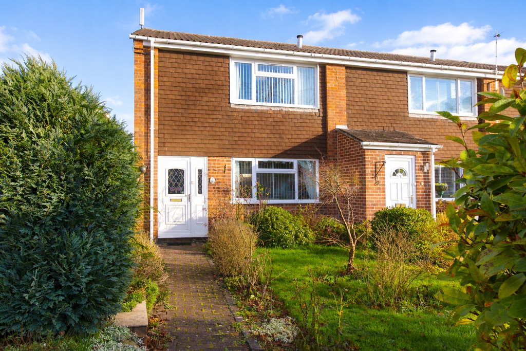 2 bedroom Semi-detached house For Sale