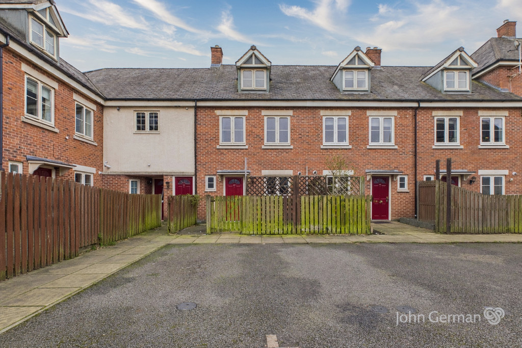 4 bedroom Town house For Sale