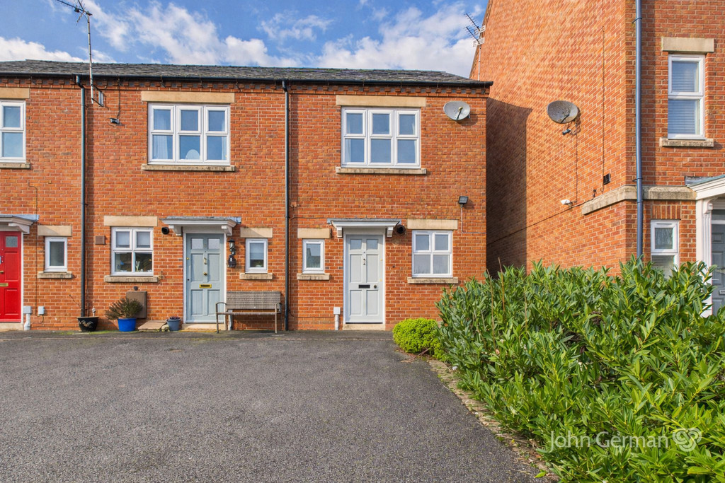 2 bedroom Town house For Sale