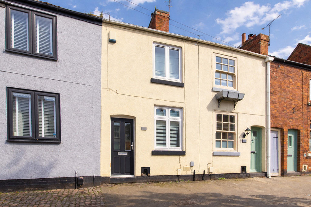 2 bedroom  For Sale