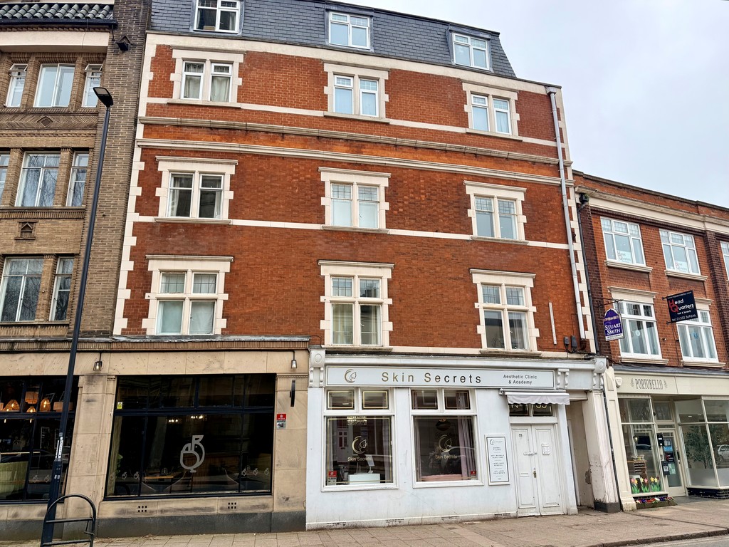 1 bedroom Apartment For Sale