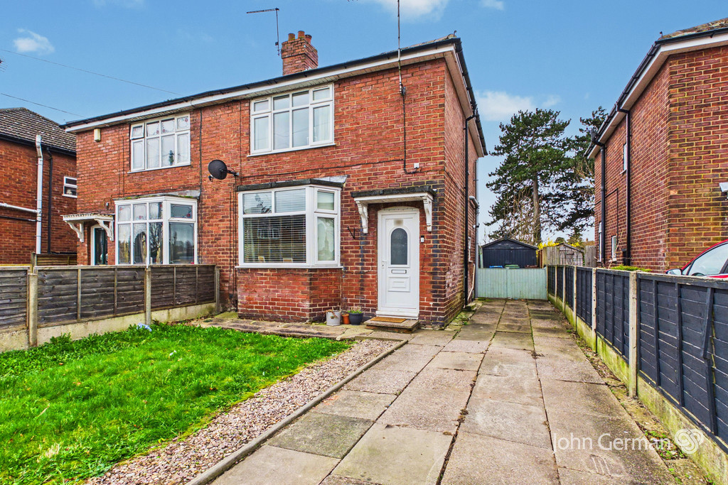 2 bedroom Semi-detached house For Sale