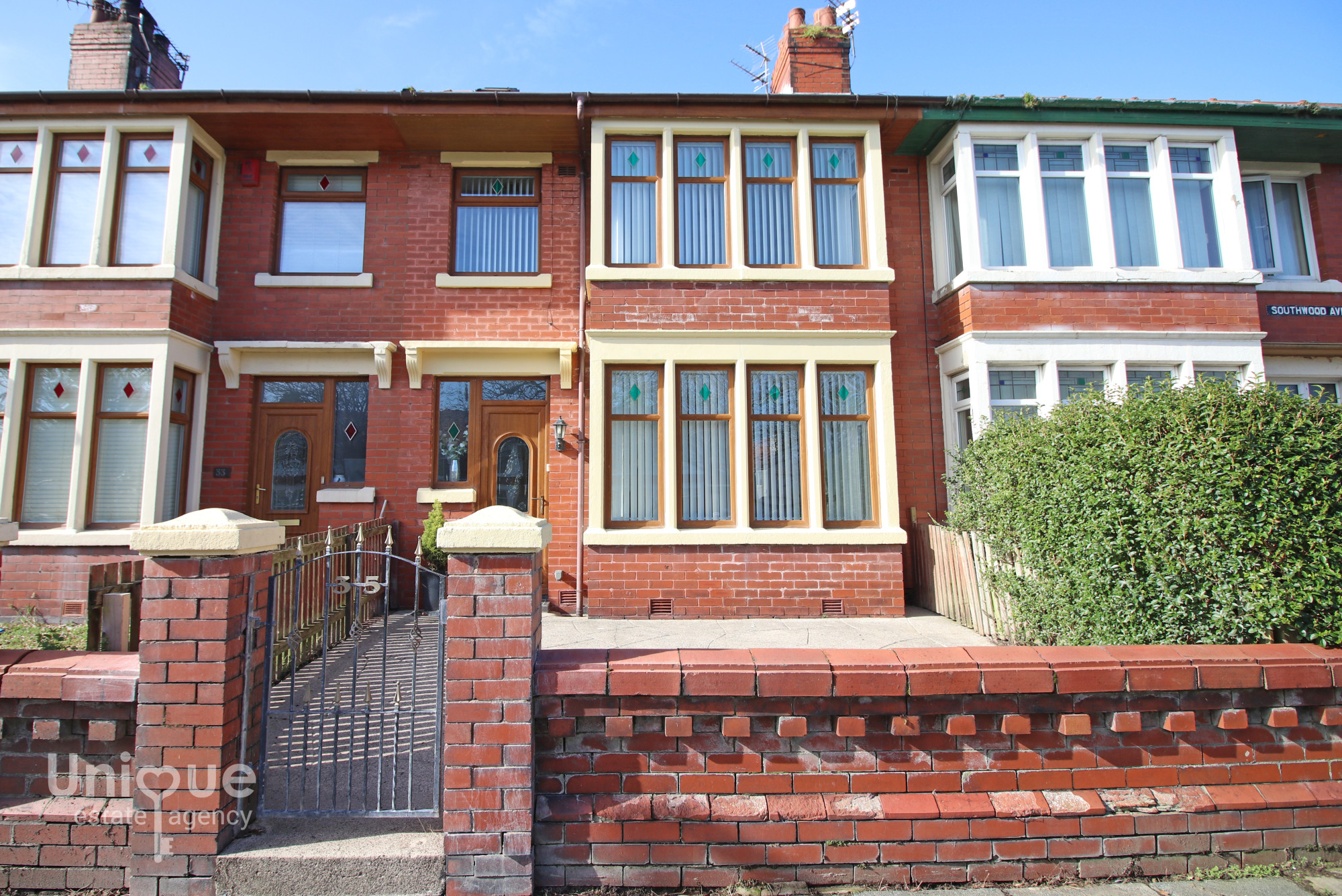3 bedroom Flat share Under Offer