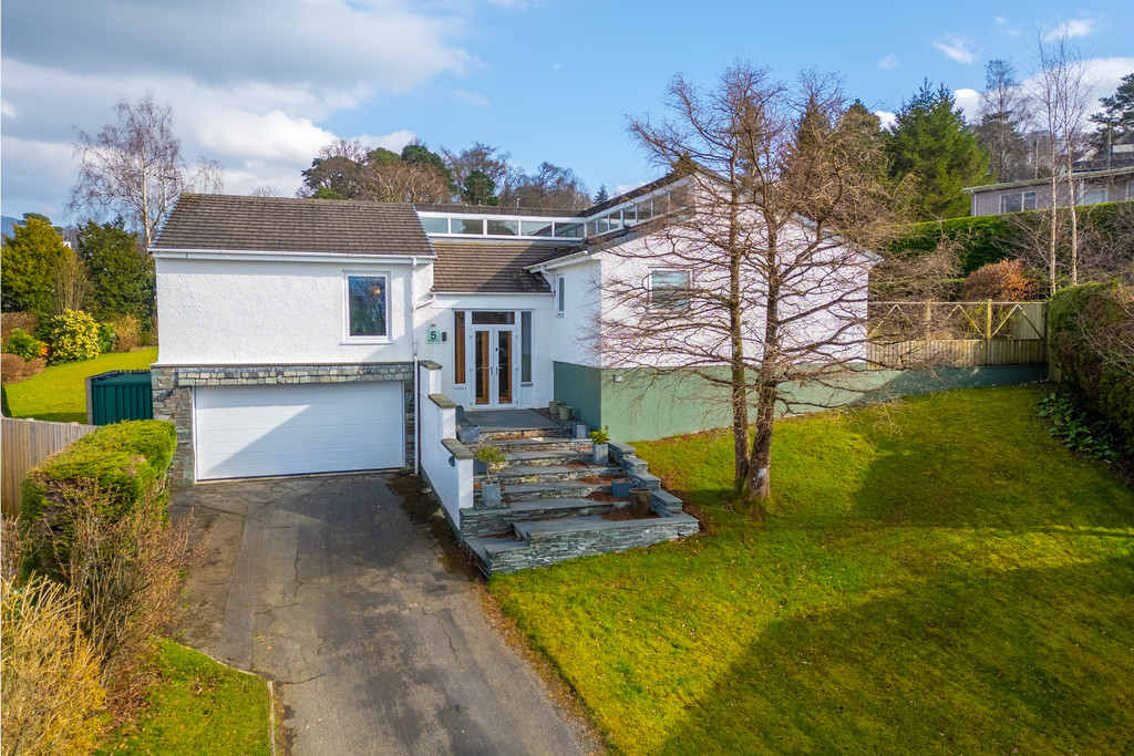 4 bedroom Link detached house For Sale