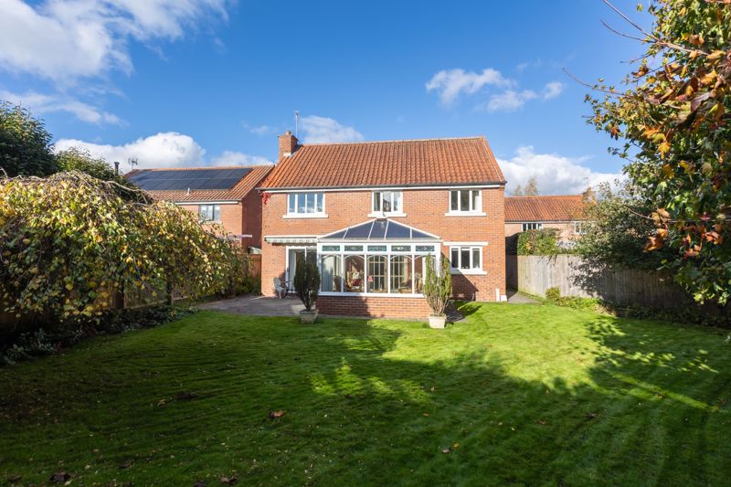 4 bedroom Land (Residential) Under Offer