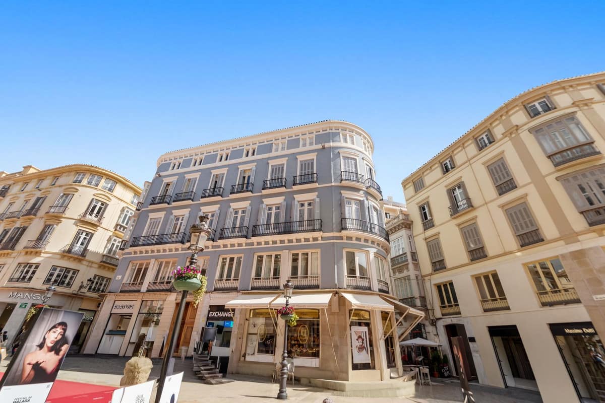 1 bedroom Apartment For Sale