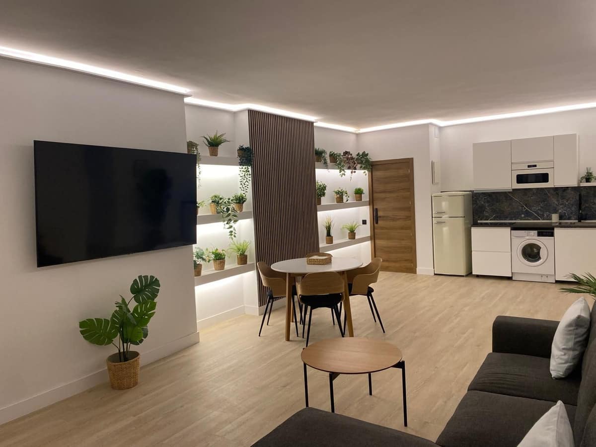 4 bedroom Apartment For Sale
