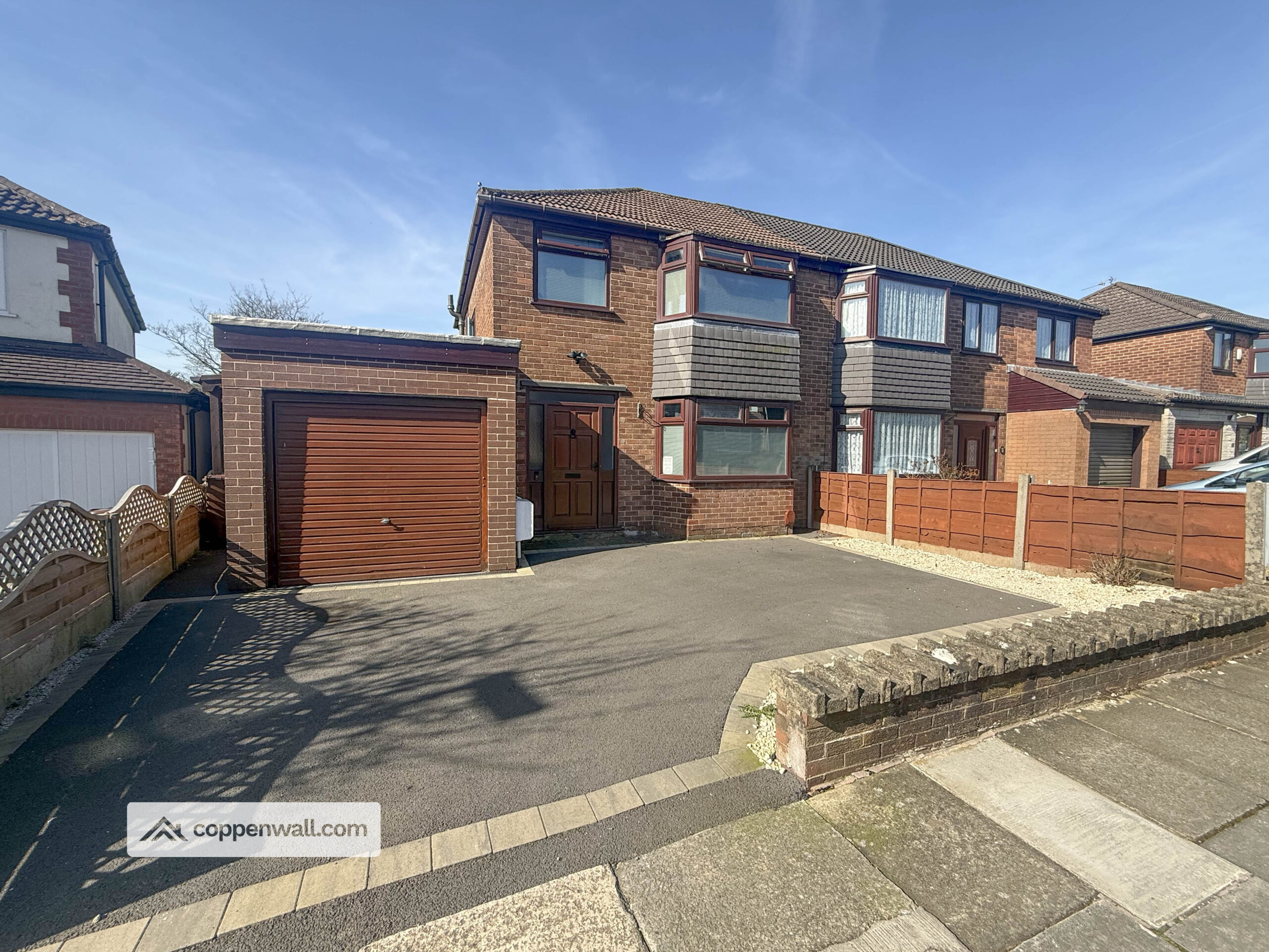 3 bedroom Semi-detached house For Sale