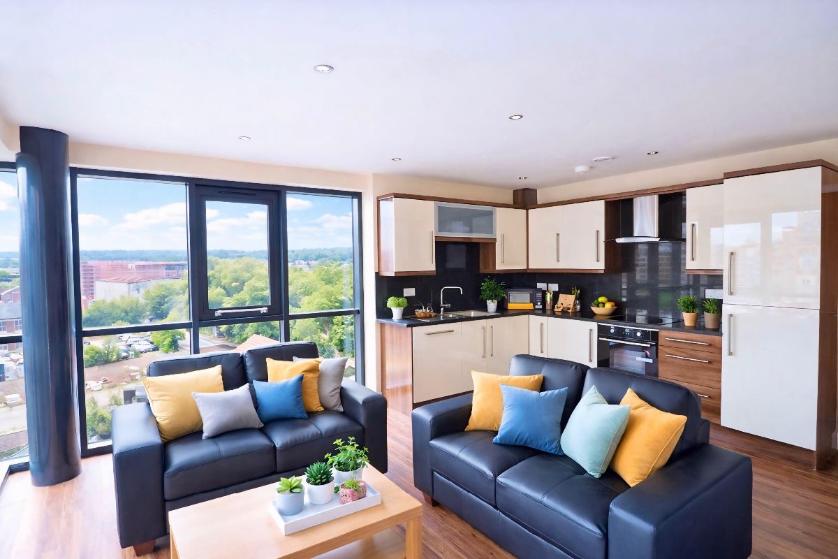 3 bedroom Apartment To Let