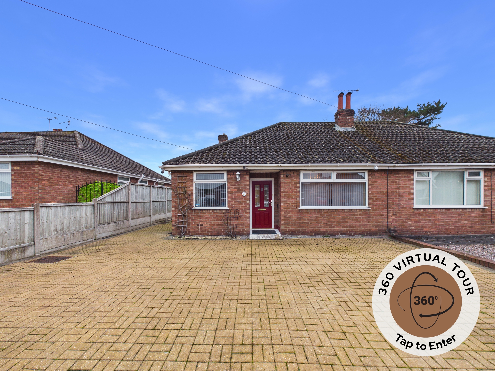 2 bedroom Detached bungalow For Sale