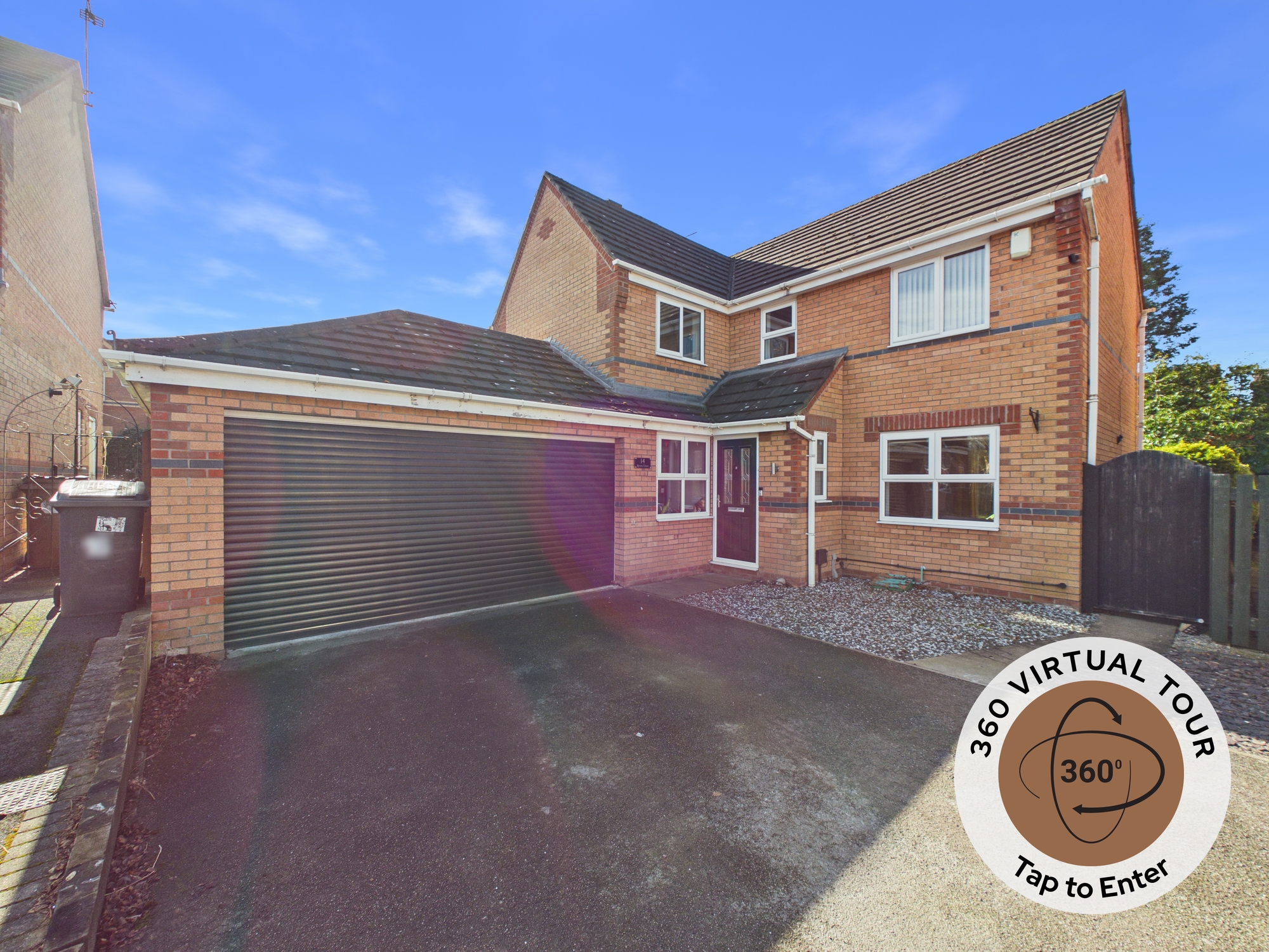 4 bedroom Detached house Under Offer