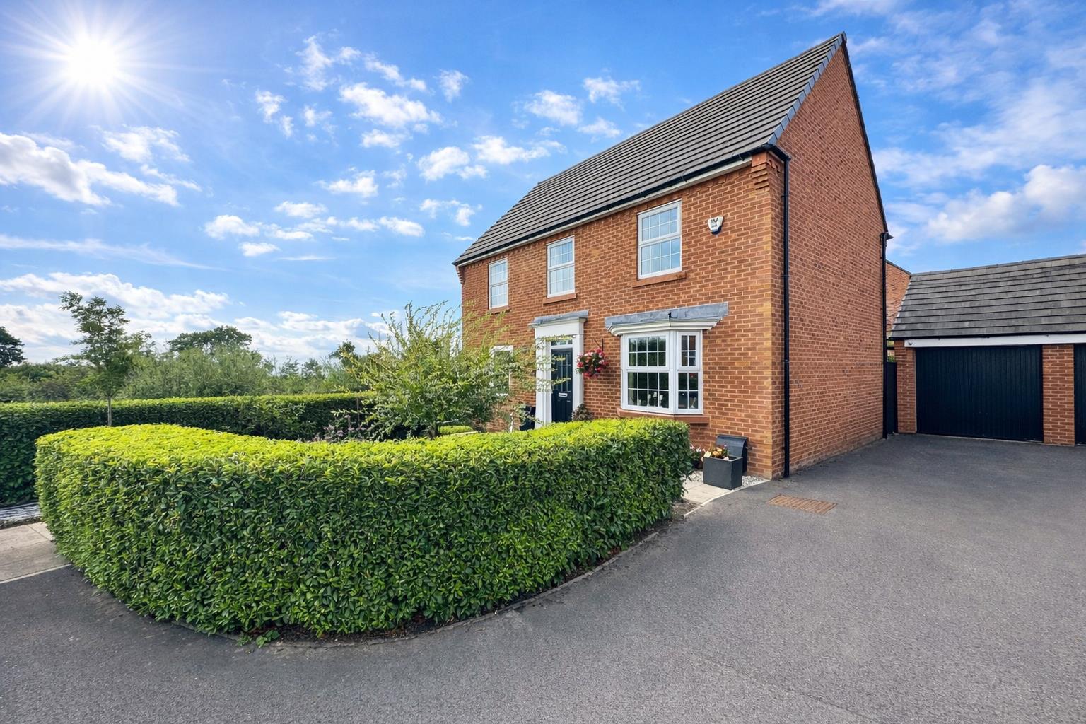 4 bedroom Detached house For Sale
