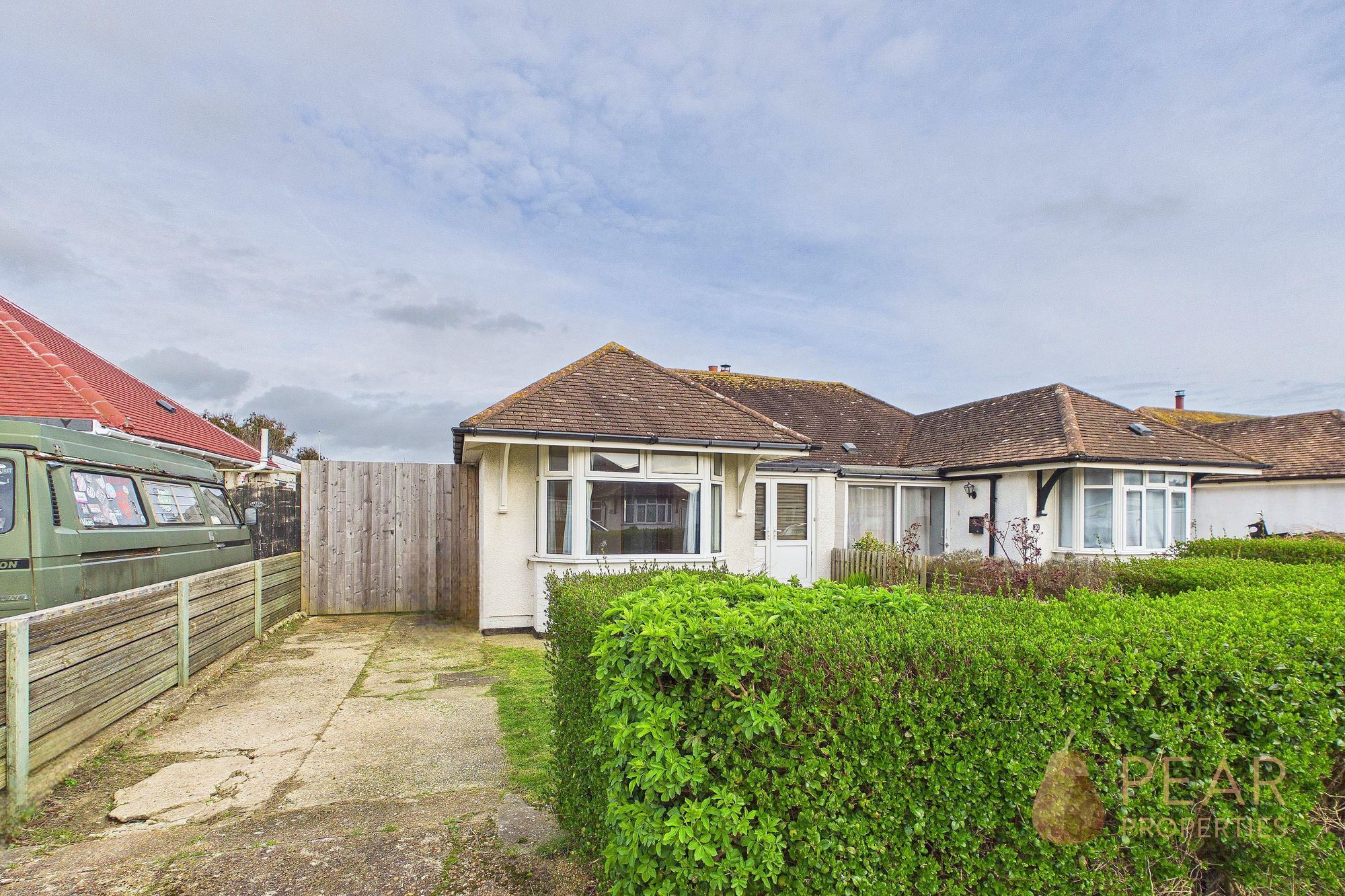 2 bedroom Detached bungalow Under Offer