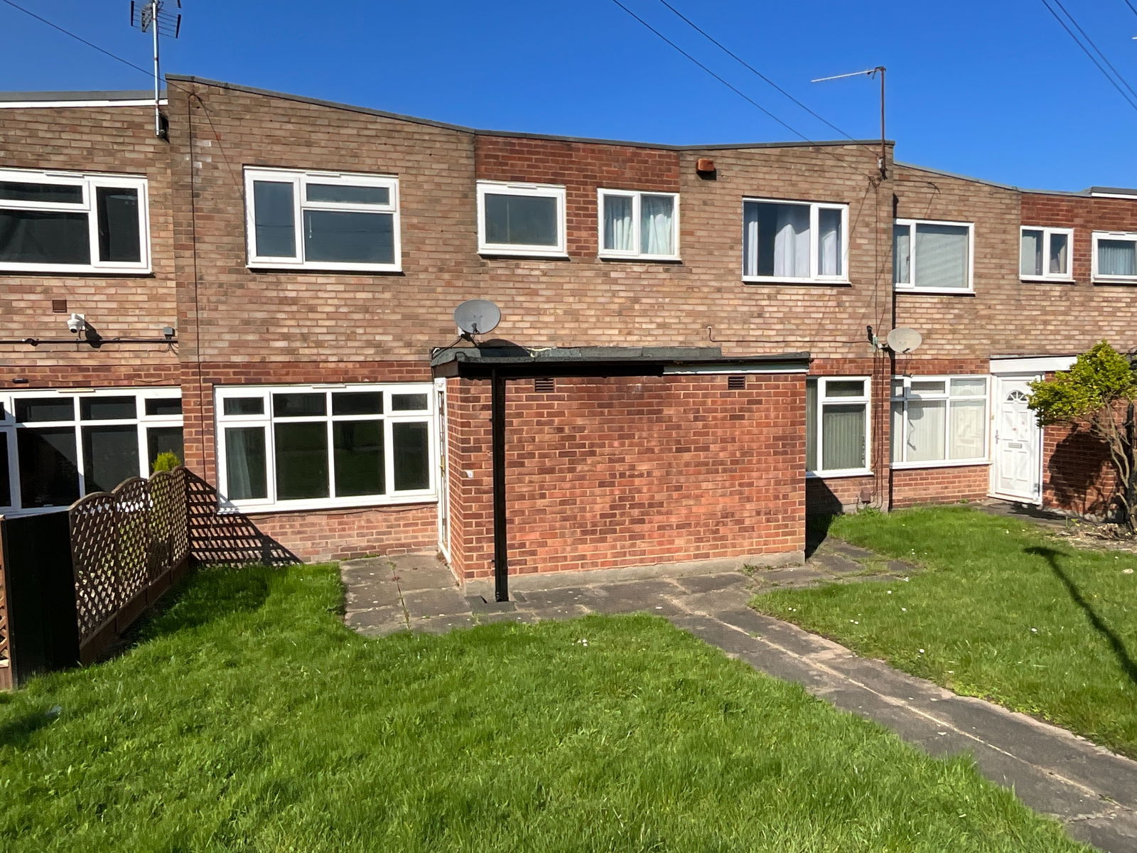 3 bedroom Terraced House Under Offer