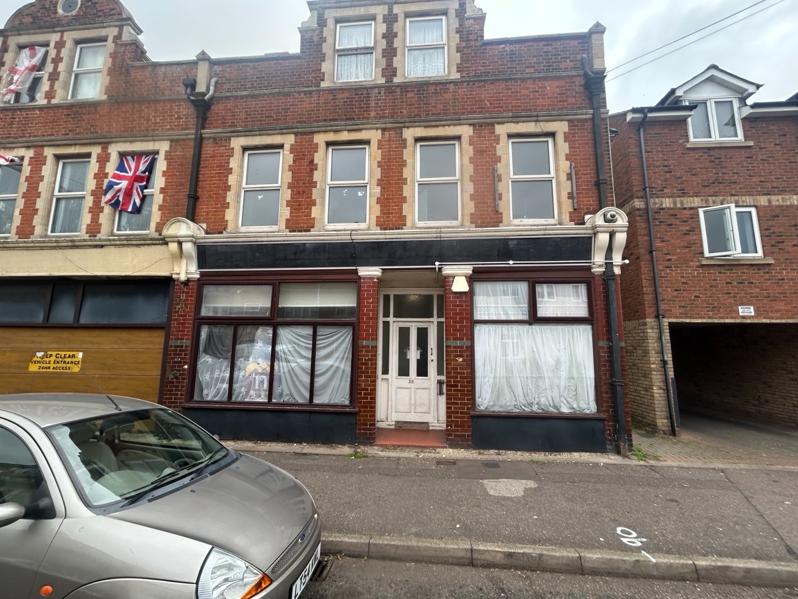 1 bedroom Flat To Let