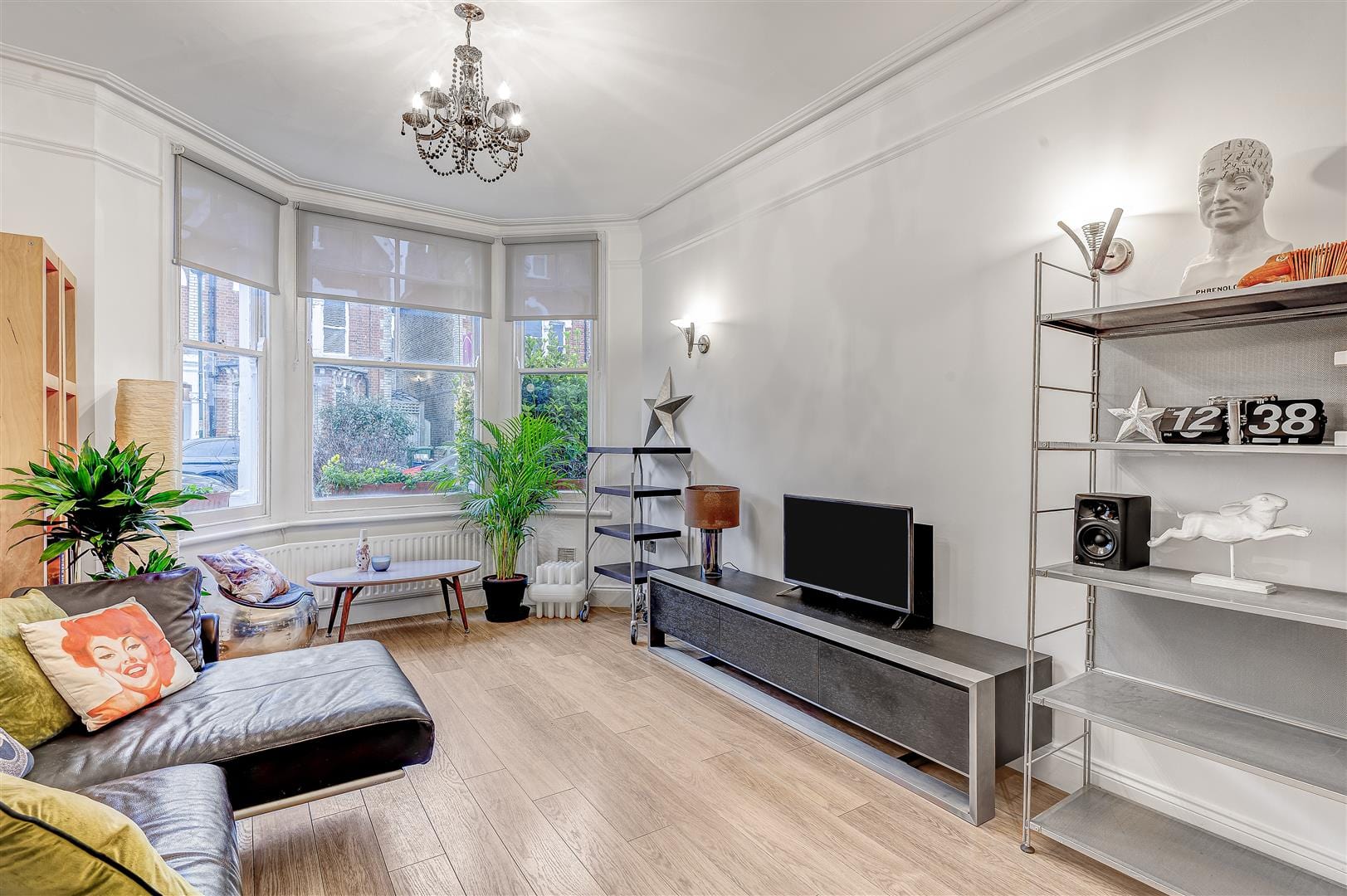 2 bedroom Flat Let