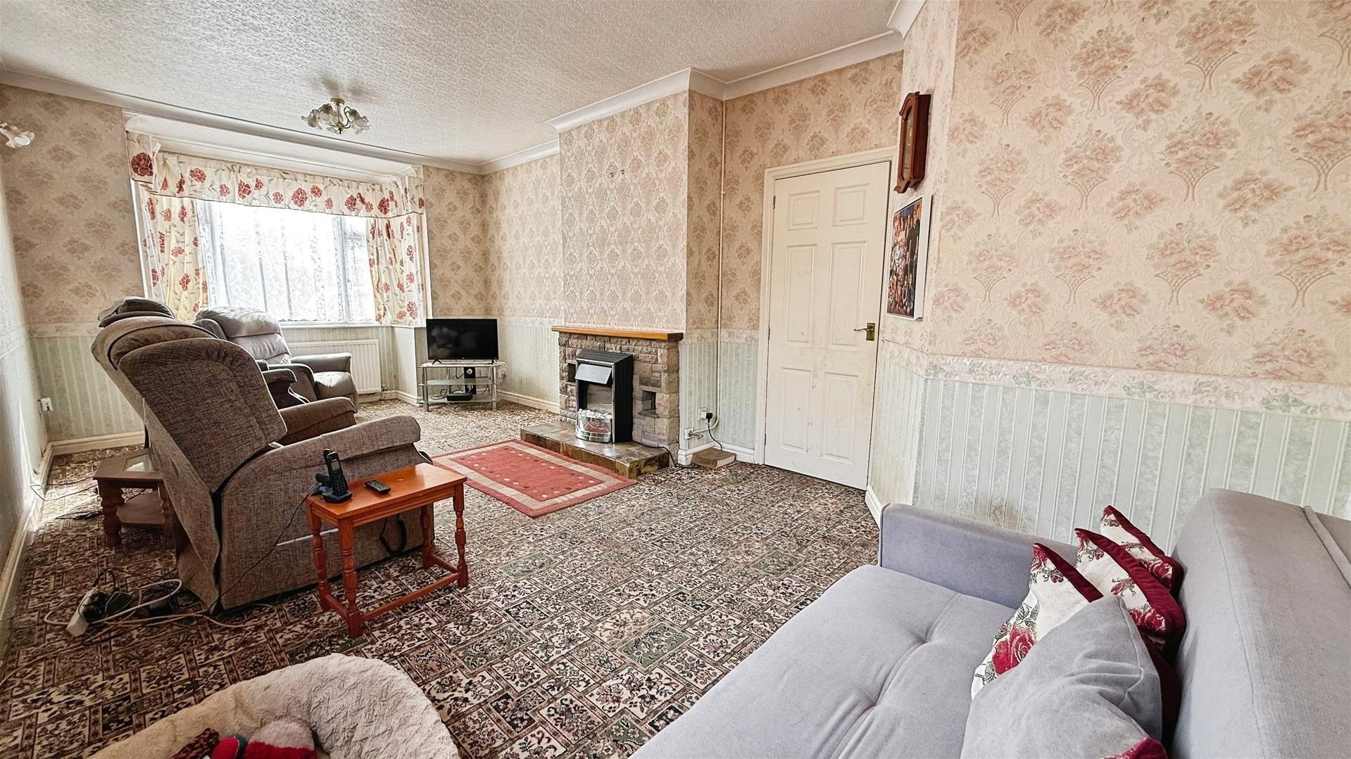 4 bedroom Detached bungalow For Sale