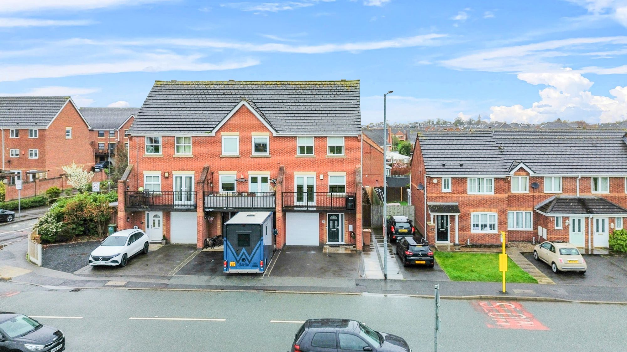 4 bedroom Terraced House Under Offer