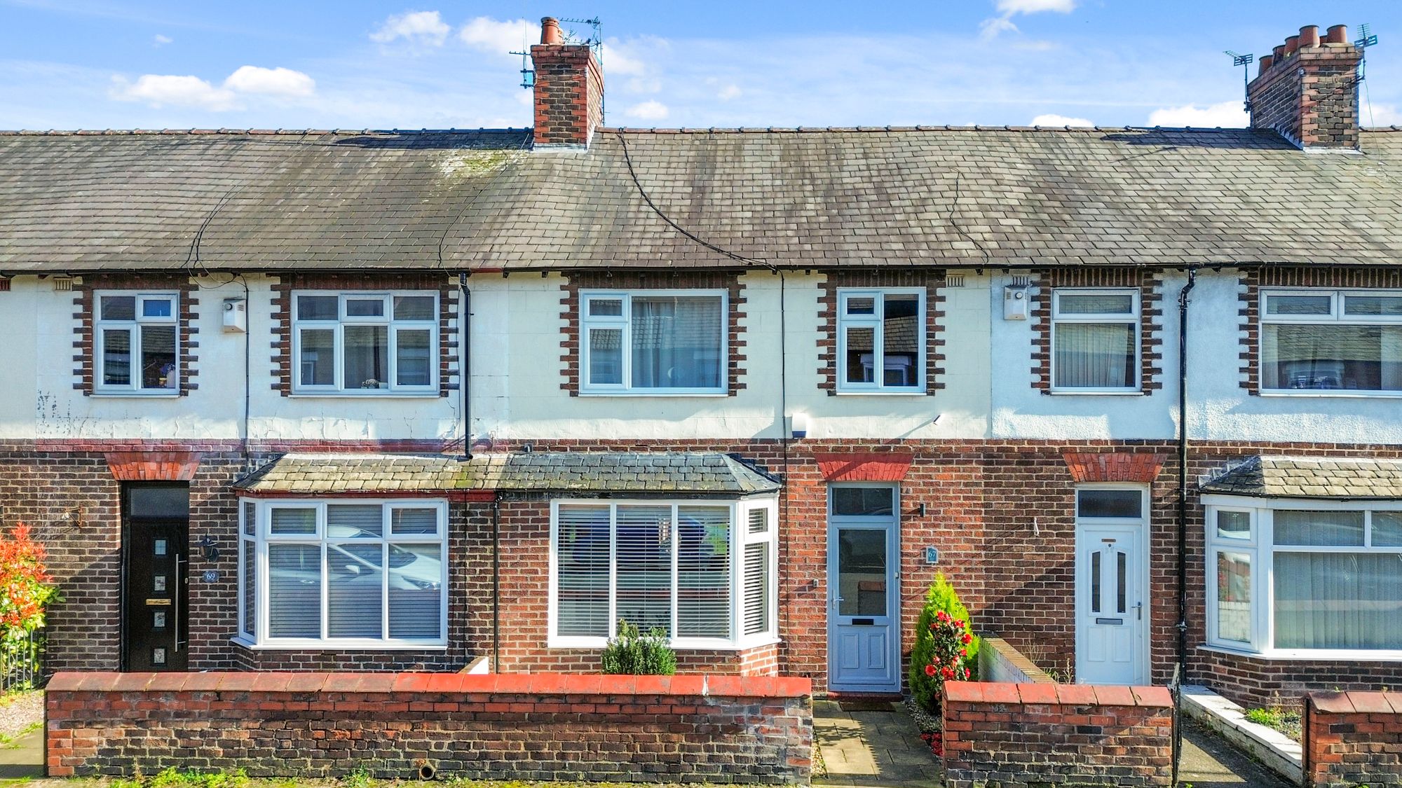 3 bedroom House (unspecified) Under Offer