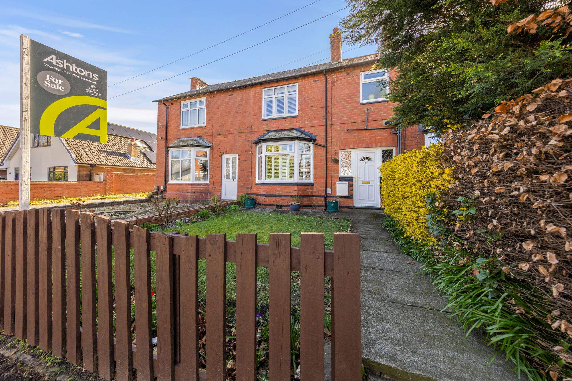 2 bedroom Terraced House Under Offer