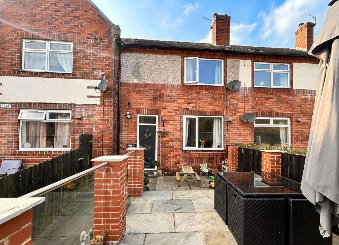2 bedroom Terraced House Under Offer