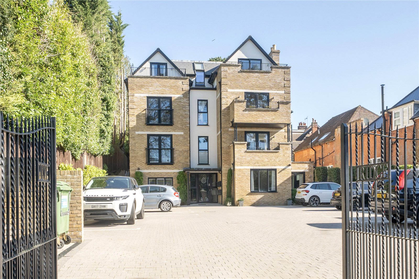 2 bedroom Flat share For Sale