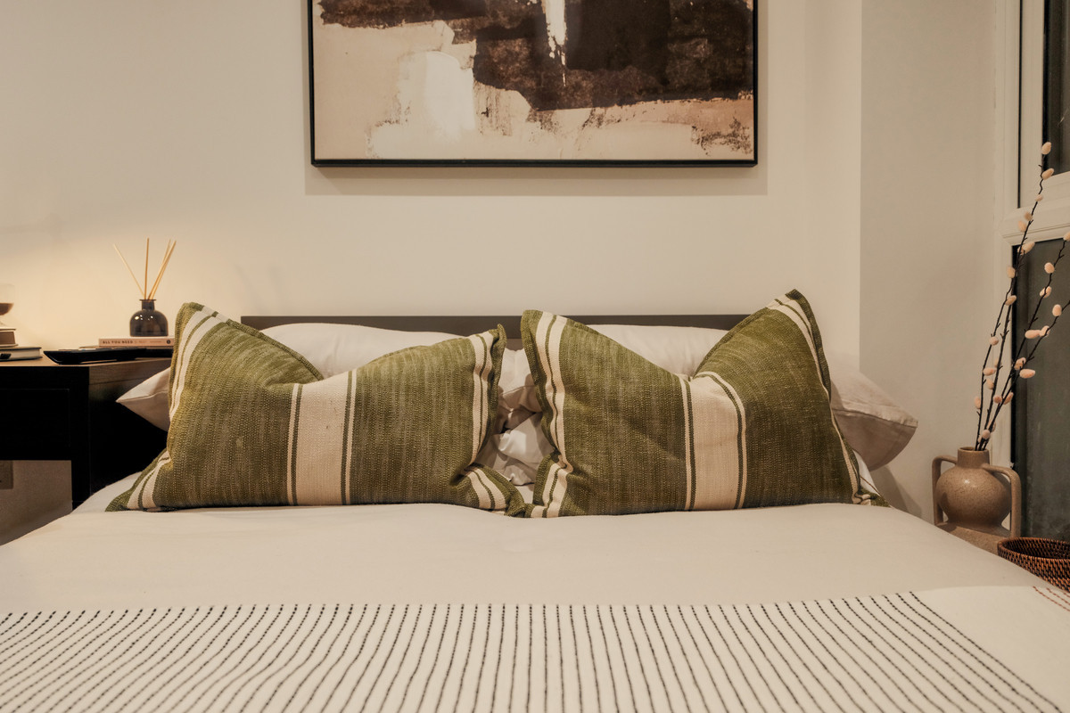 1 bedroom Studio flat To Let