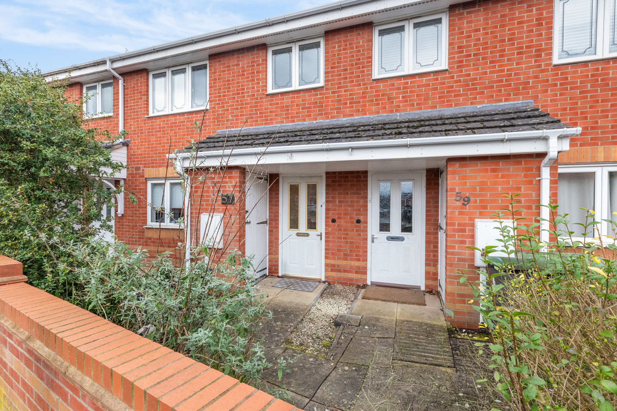 1 bedroom Maisonette For Sale