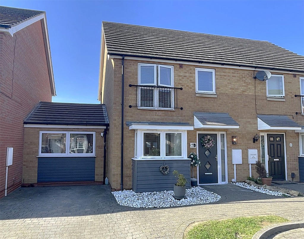 3 bedroom Terraced House Under Offer
