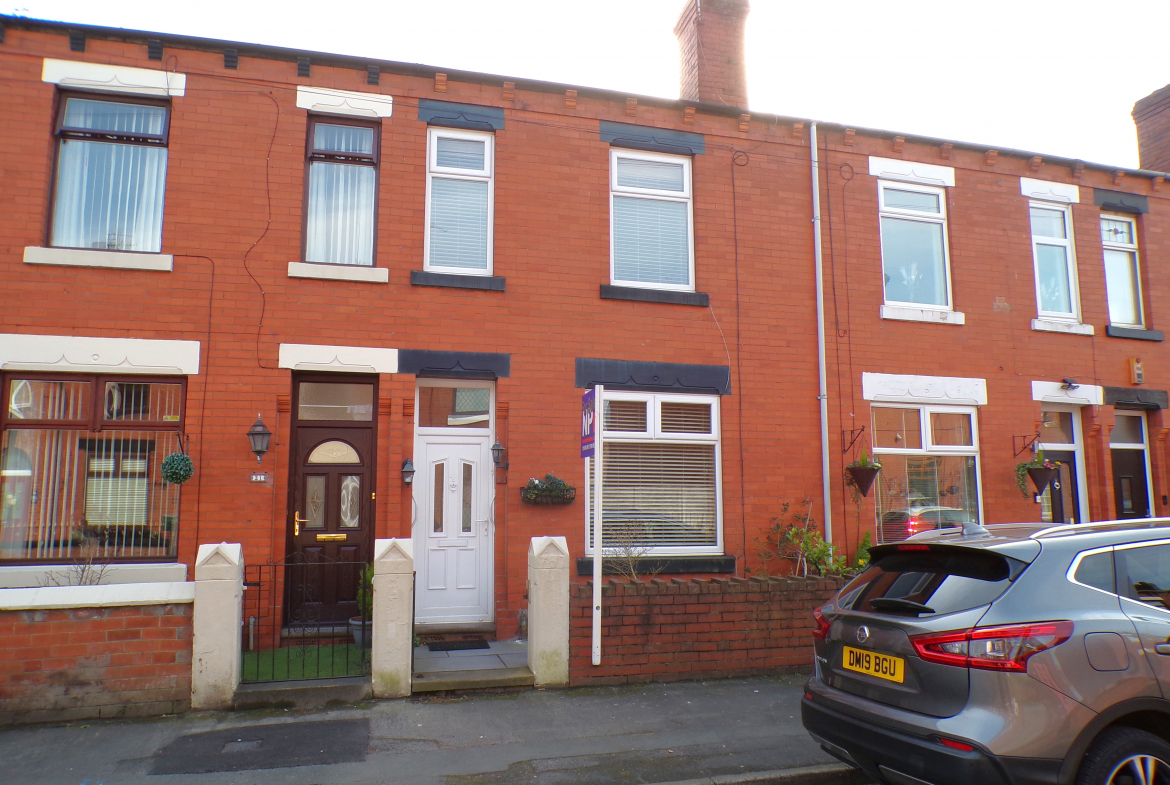 2 bedroom Terraced House Under Offer