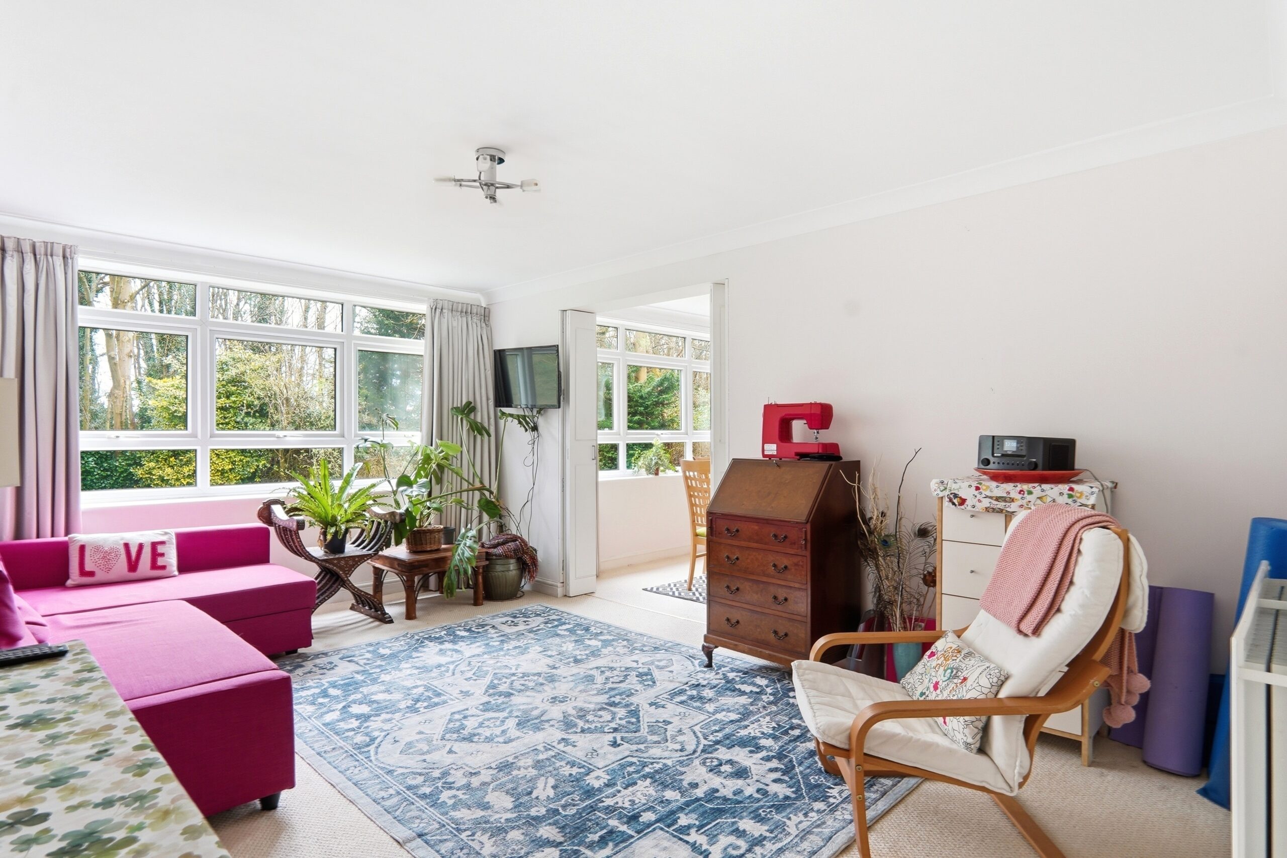 3 bedroom Apartment For Sale