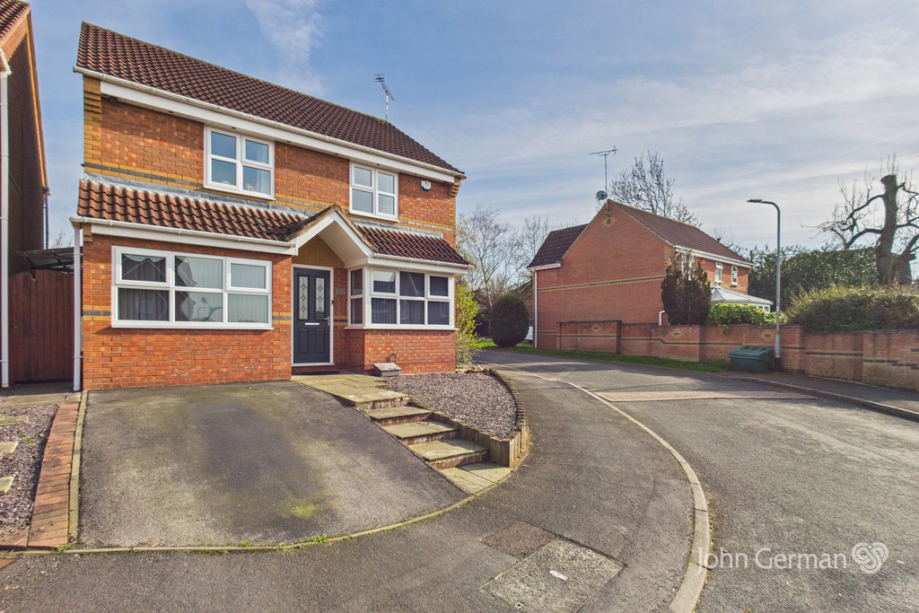 3 bedroom Detached house For Sale