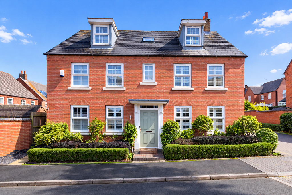 5 bedroom Detached house For Sale
