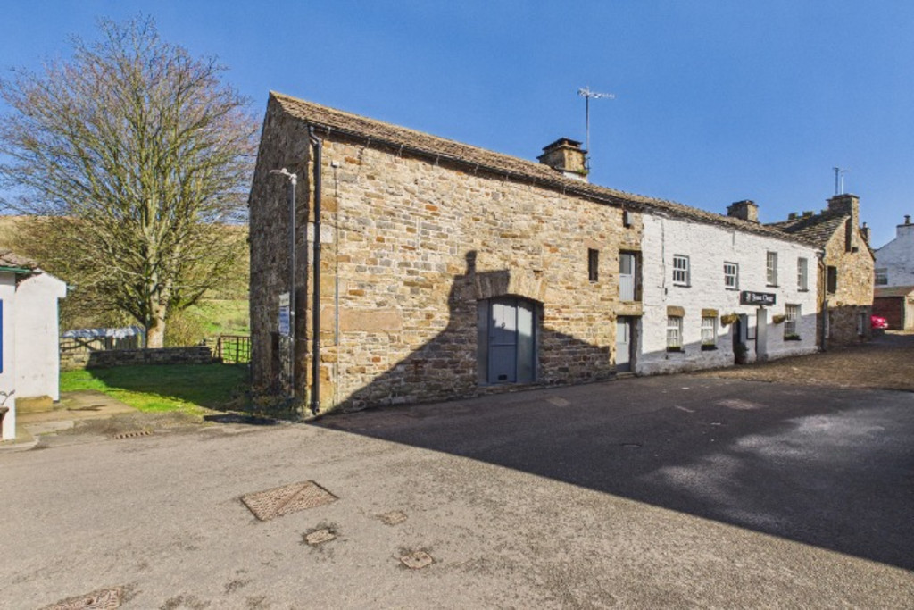 3 bedroom Barn Conversion For Sale