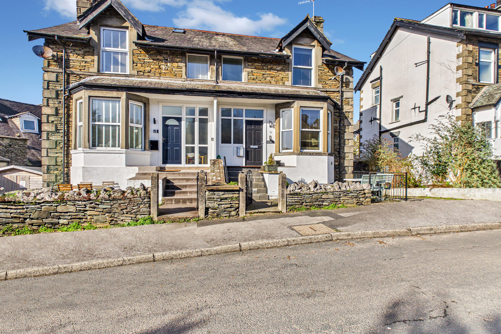 2 bedroom Flat share For Sale