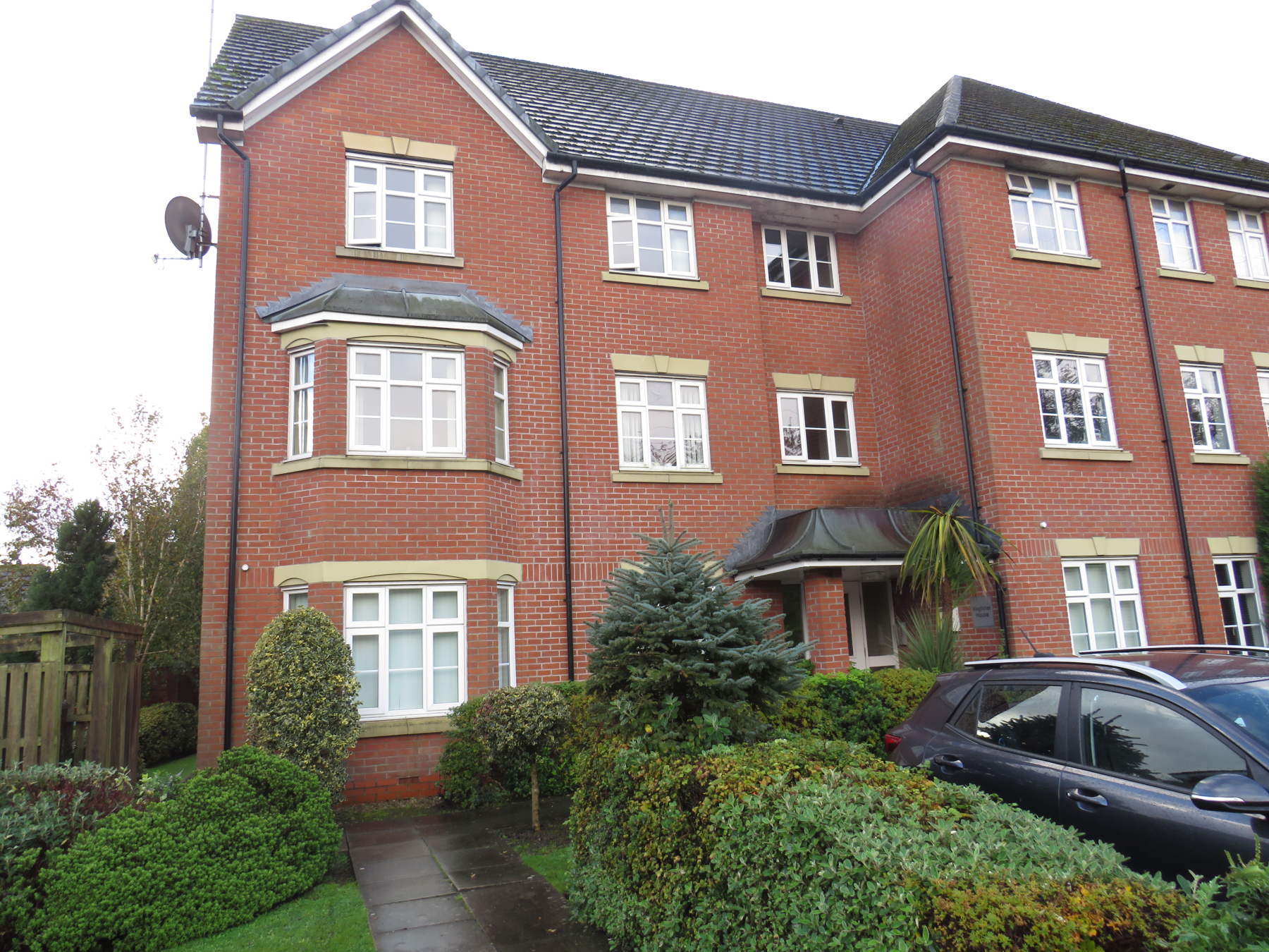 2 bedroom Apartment For Sale