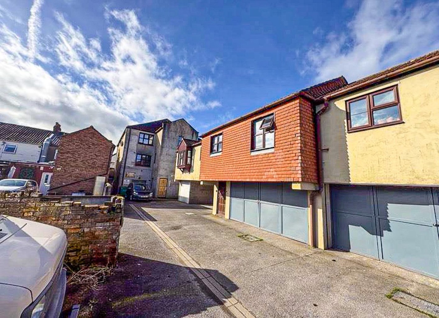 1 bedroom Apartment Under Offer